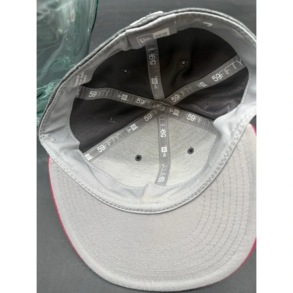 Authentic‎ Seattle Mariners New Era 59FIFTY fitted baseball cap.